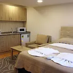 Stay Suites מלון דירות