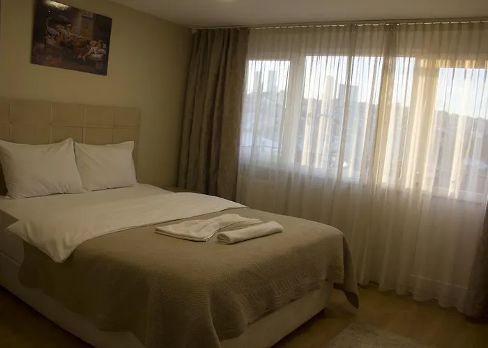 Apartahotel Stay Suites 5*