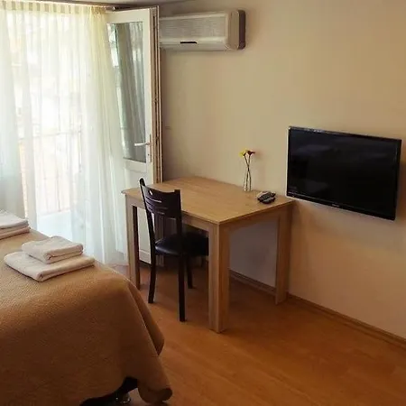 Stay Suites Apartahotel
