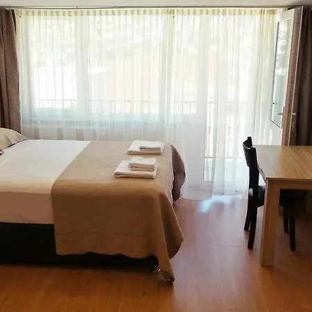 Stay Suites Apart Otel 5*